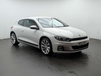 Used Volkswagen Scirocco 2015 for sale - 78305835: Photo