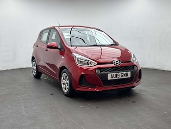 Used Hyundai i10 2019 for sale - 79353241: Photo