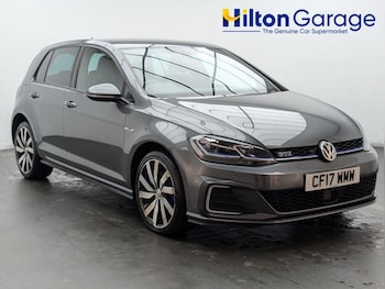Used Volkswagen Golf 2017 for sale - 76423518: Photo
