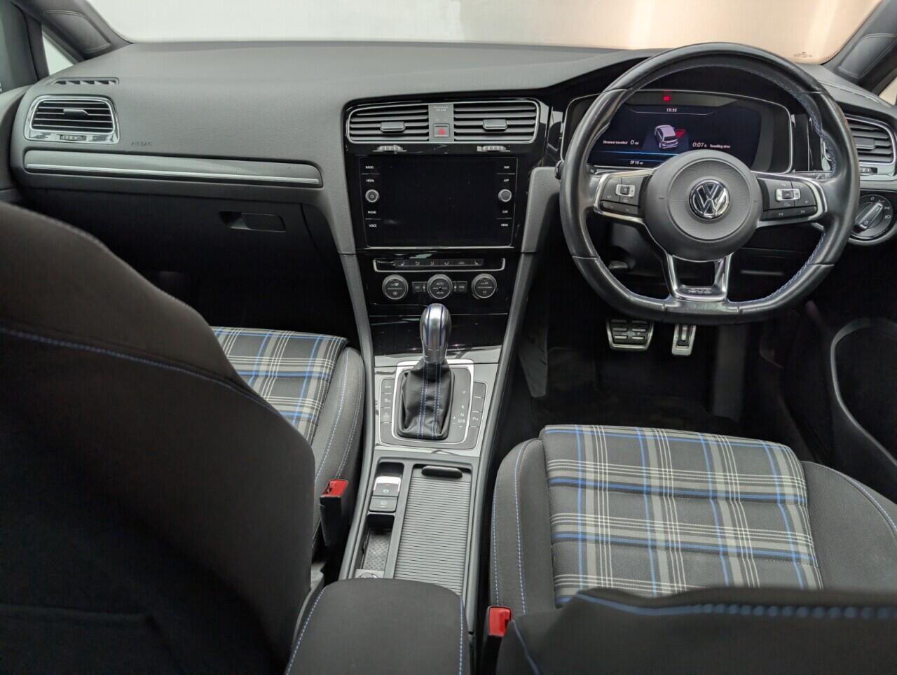 Used Volkswagen Golf 2017 for sale - 76423518: Photo 23