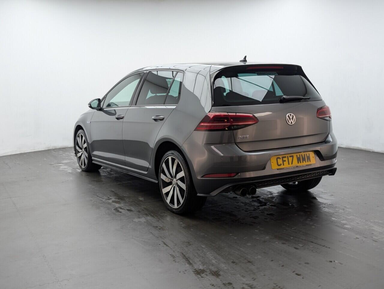 Used Volkswagen Golf 2017 for sale - 76423518: Photo 6