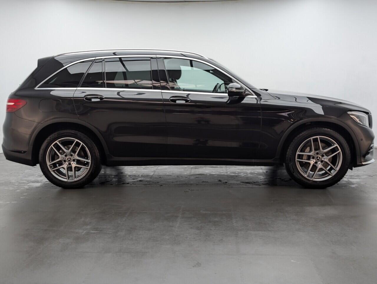 Used Mercedes-Benz GLC 2018 for sale - 76887156: Photo 9