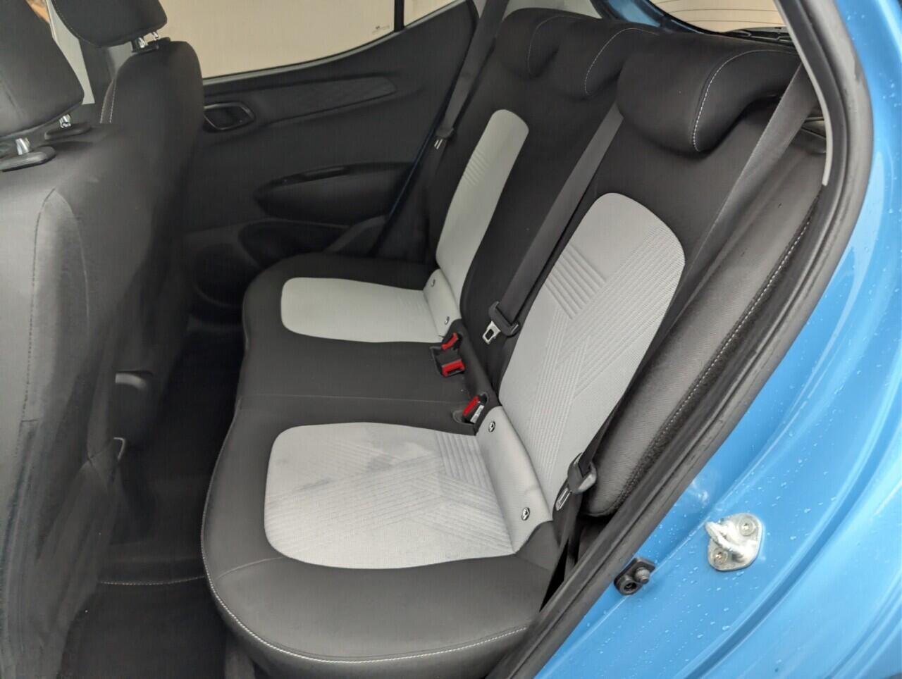 Used Hyundai i10 2021 for sale - 76657874: Photo 25