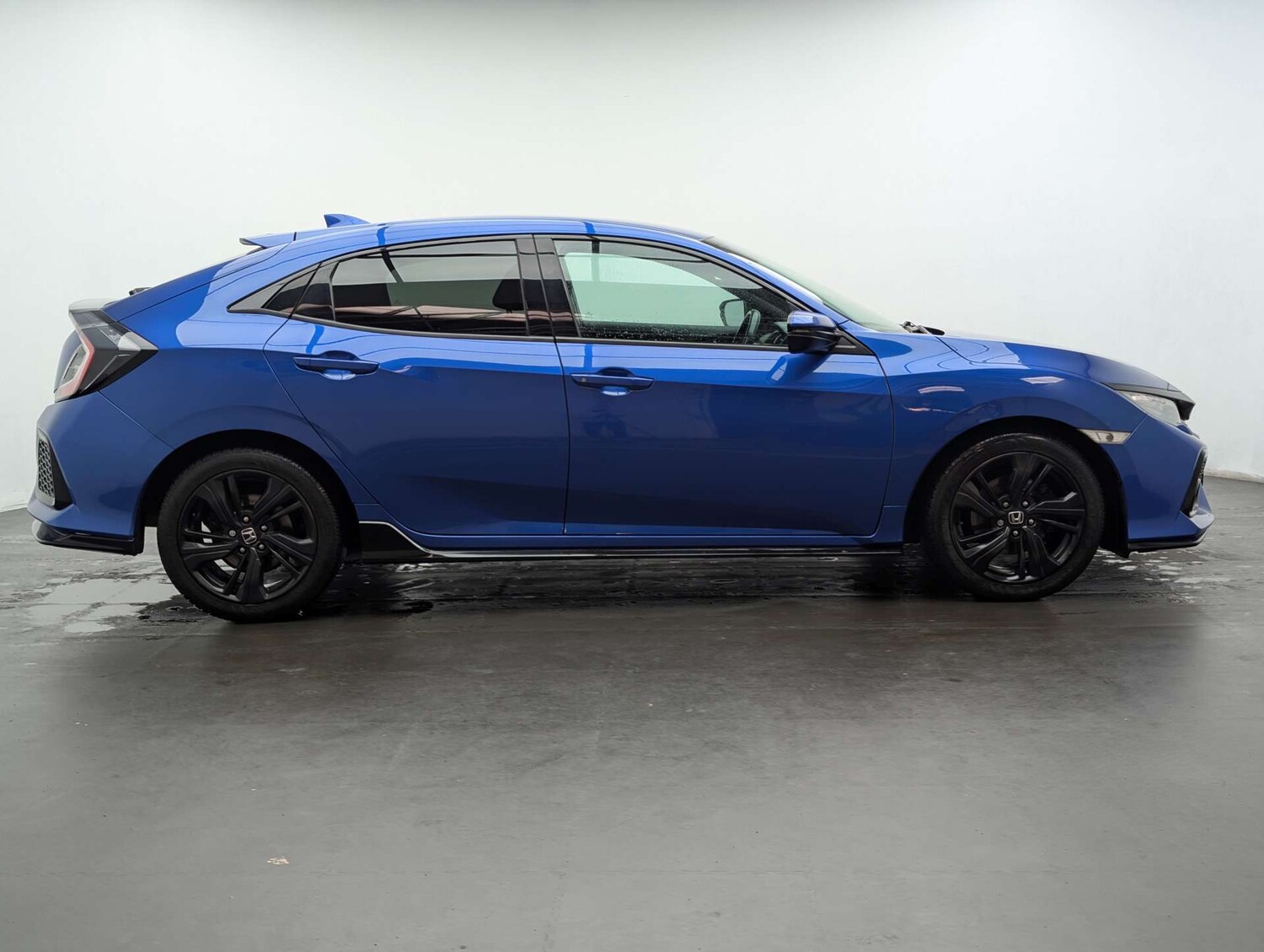 Used Honda Civic 2018 for sale - 78080745: Photo 11