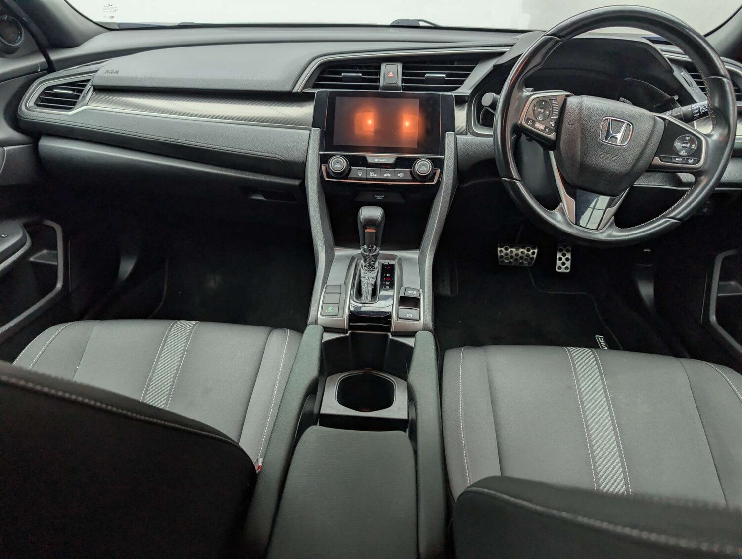 Used Honda Civic 2018 for sale - 78080745: Photo 27