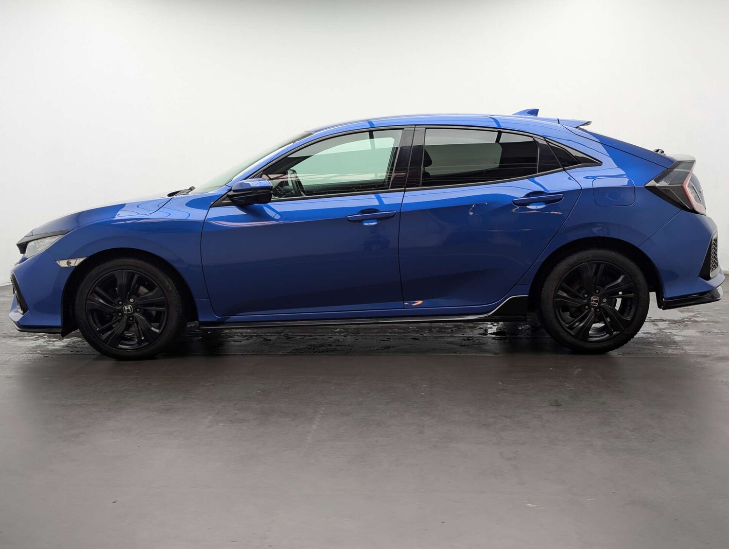 Used Honda Civic 2018 for sale - 78080745: Photo 6
