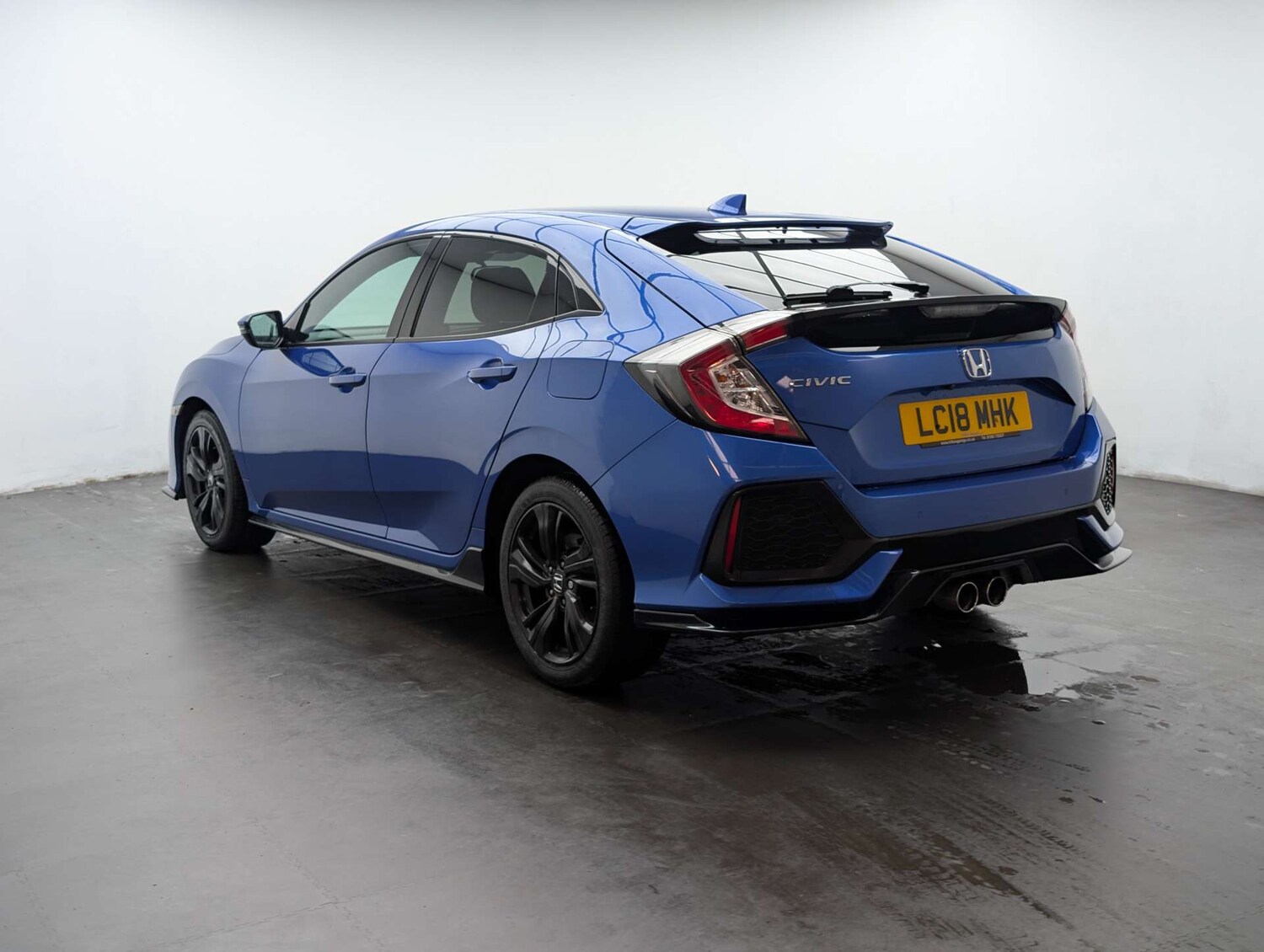 Used Honda Civic 2018 for sale - 78080745: Photo 7