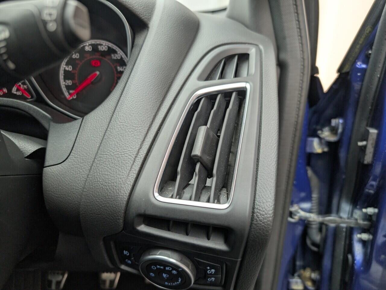 Used Ford Focus 2017 for sale - 76424969: Photo 20