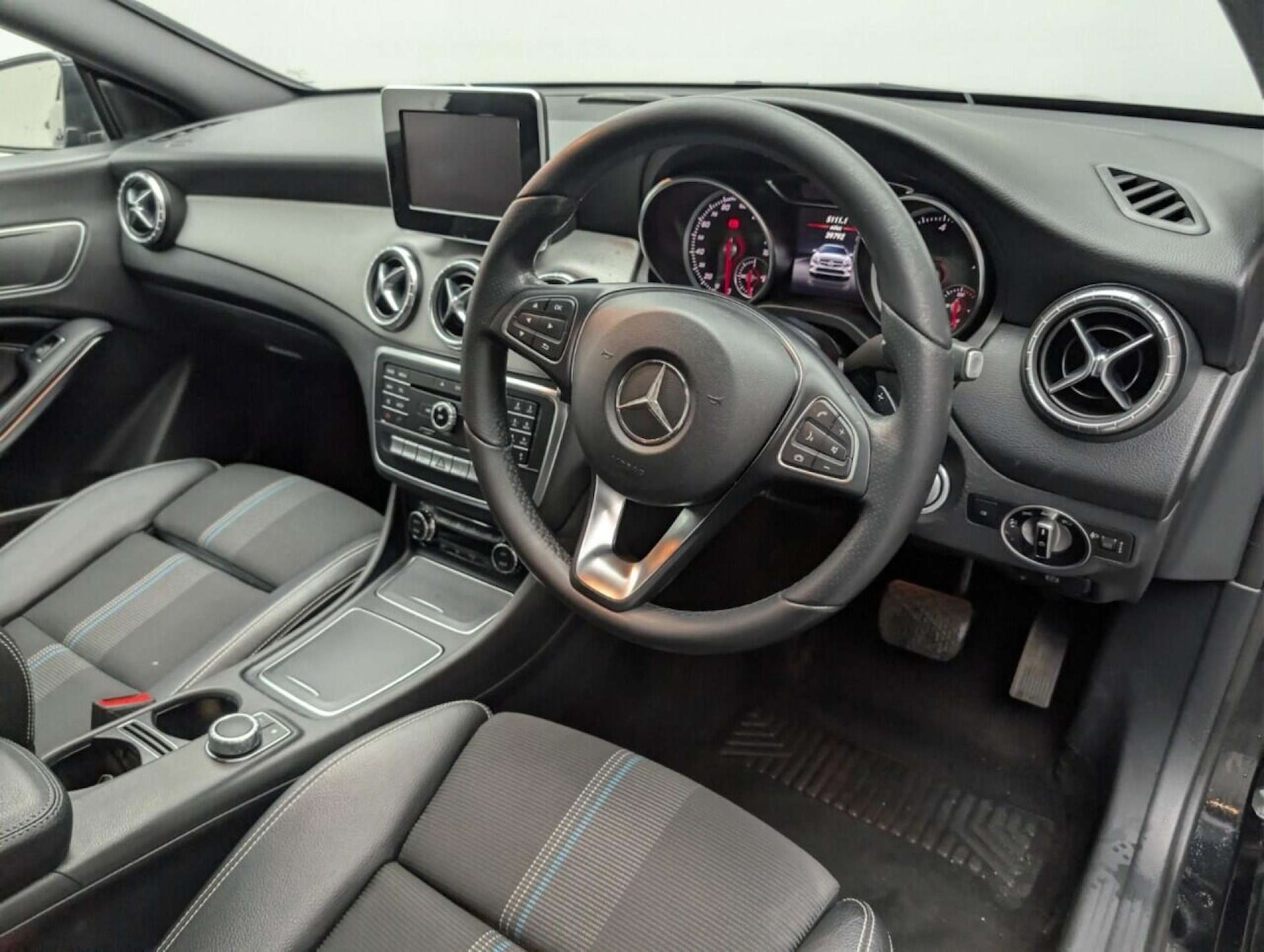 Used Mercedes-Benz CLA 2018 for sale - 77713132: Photo 11