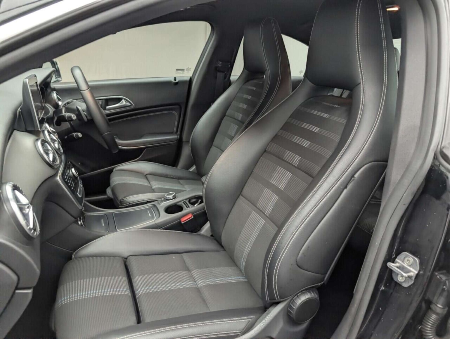 Used Mercedes-Benz CLA 2018 for sale - 77713132: Photo 27