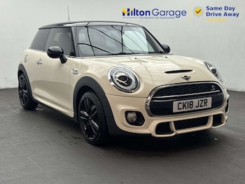 Used MINI Hatch 2018 for sale - 79384458: Photo