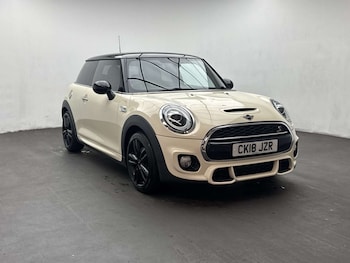 Used MINI Hatch 2018 for sale - 79384458: Photo