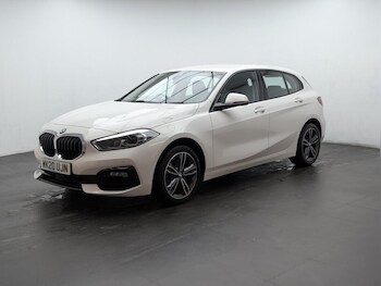 Used BMW 1 Series 2020 for sale - 76472376: Photo