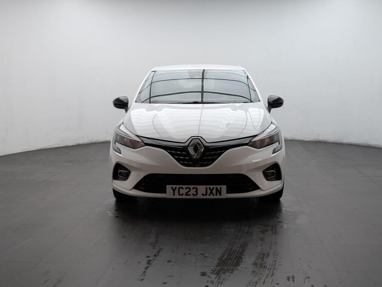 Used Renault Clio 2023 for sale - 77537321: Photo 3