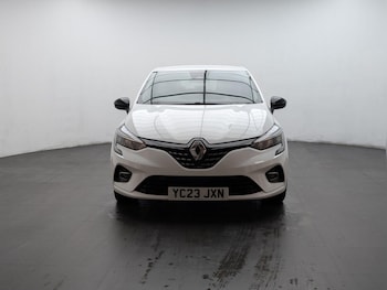 Used Renault Clio 2023 for sale - 77537321: Photo