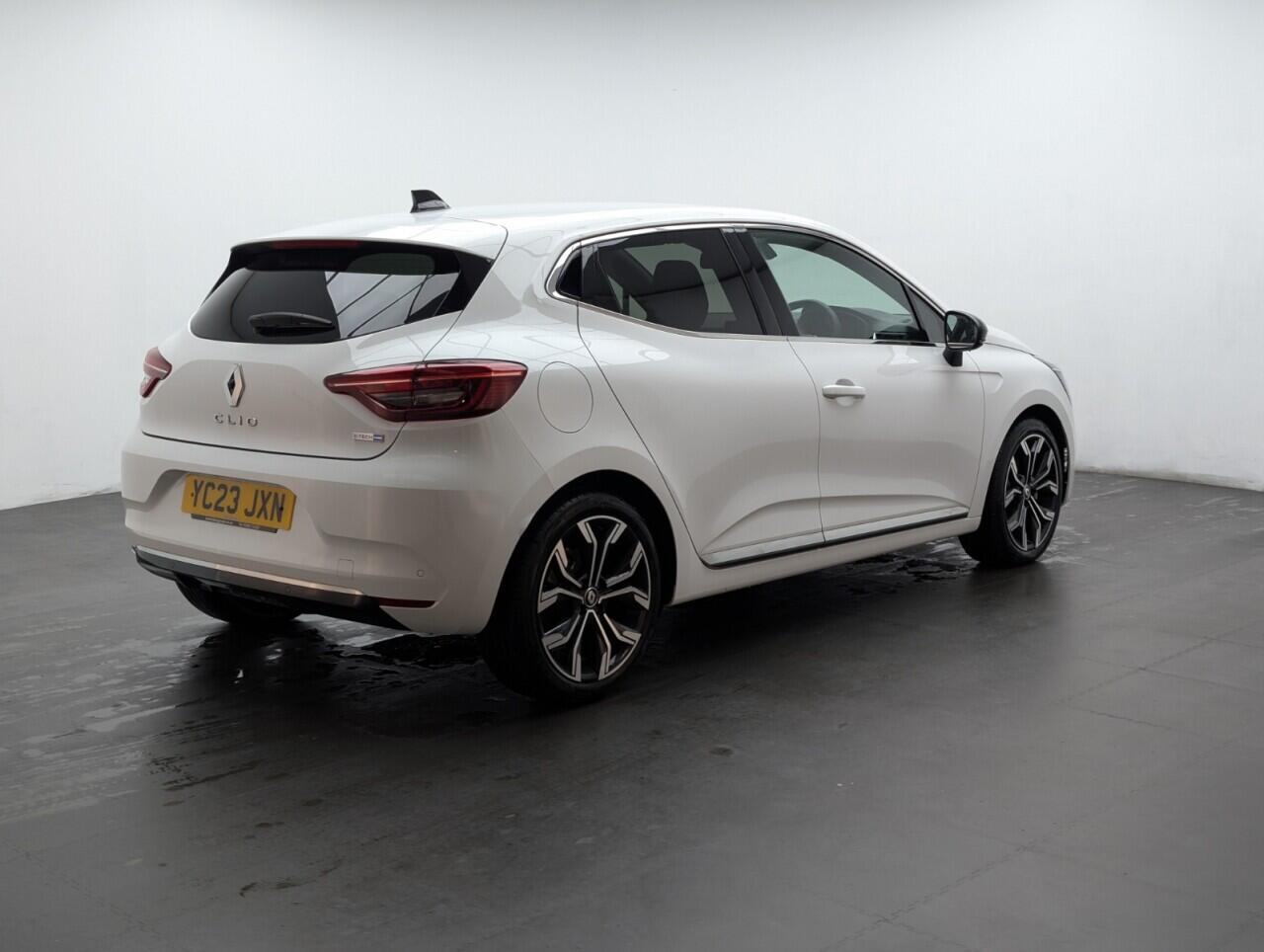 Used Renault Clio 2023 for sale - 77537321: Photo 8