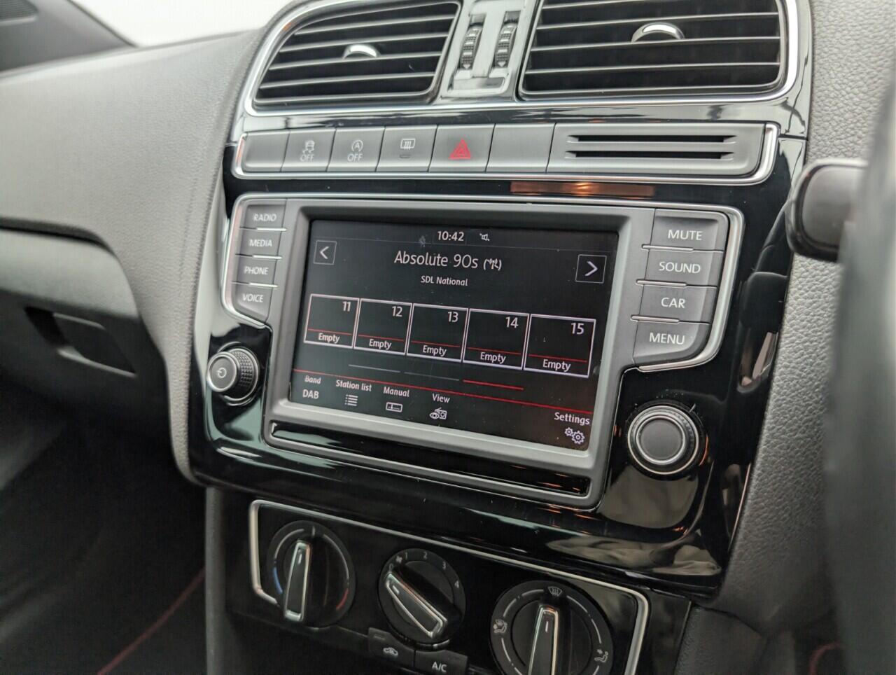 Used Volkswagen Polo 2017 for sale - 76765801: Photo 12