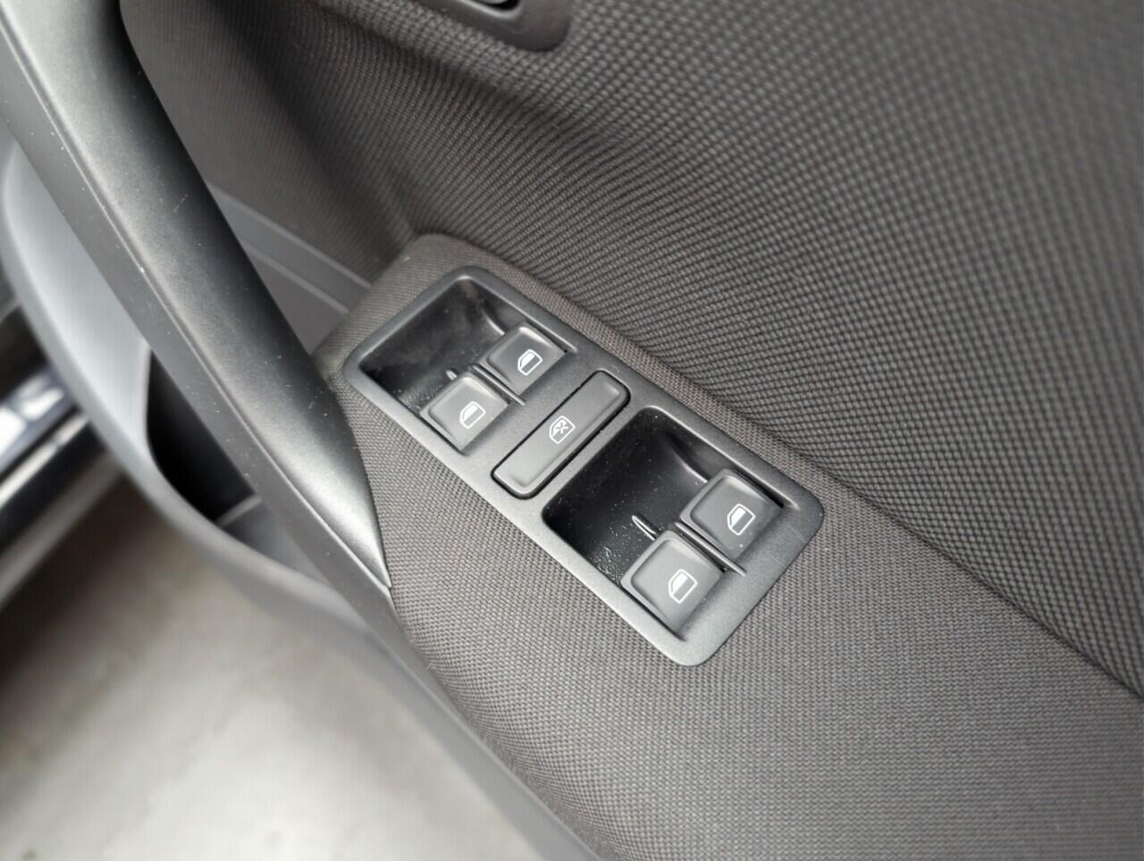 Used Volkswagen Polo 2017 for sale - 76765801: Photo 20