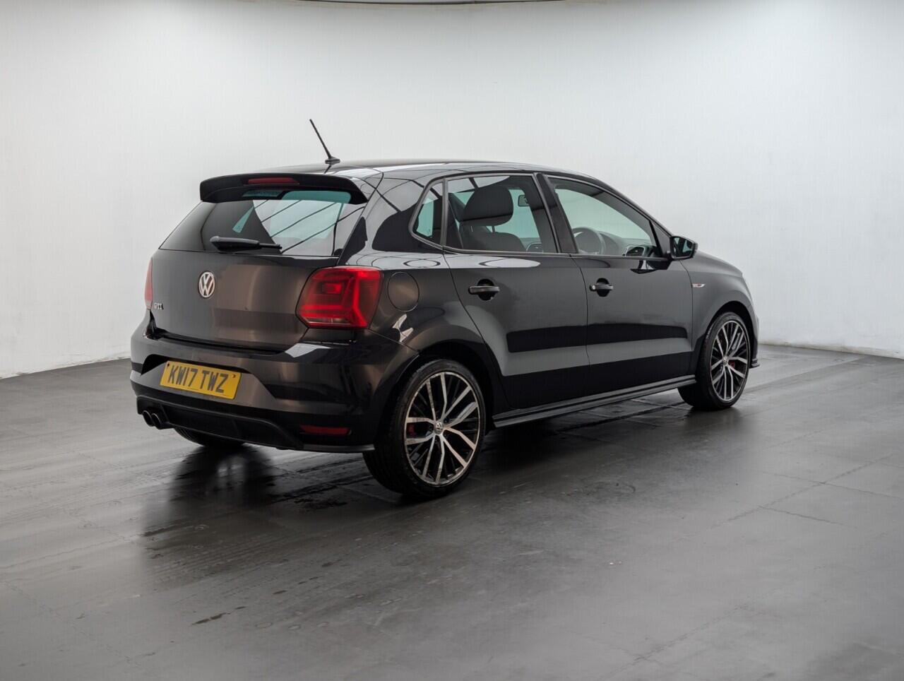 Used Volkswagen Polo 2017 for sale - 76765801: Photo 8