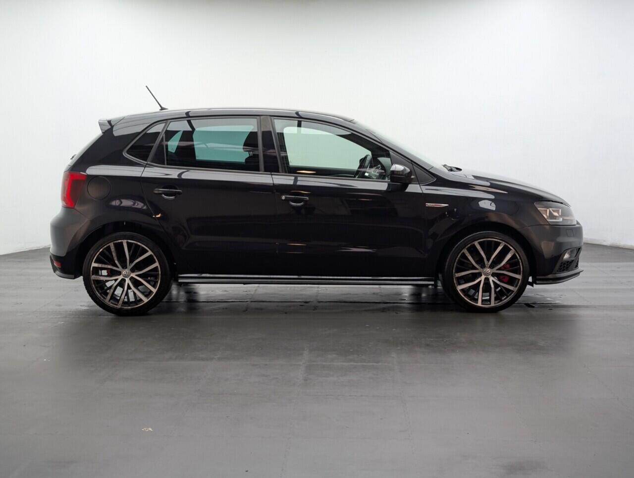 Used Volkswagen Polo 2017 for sale - 76765801: Photo 9