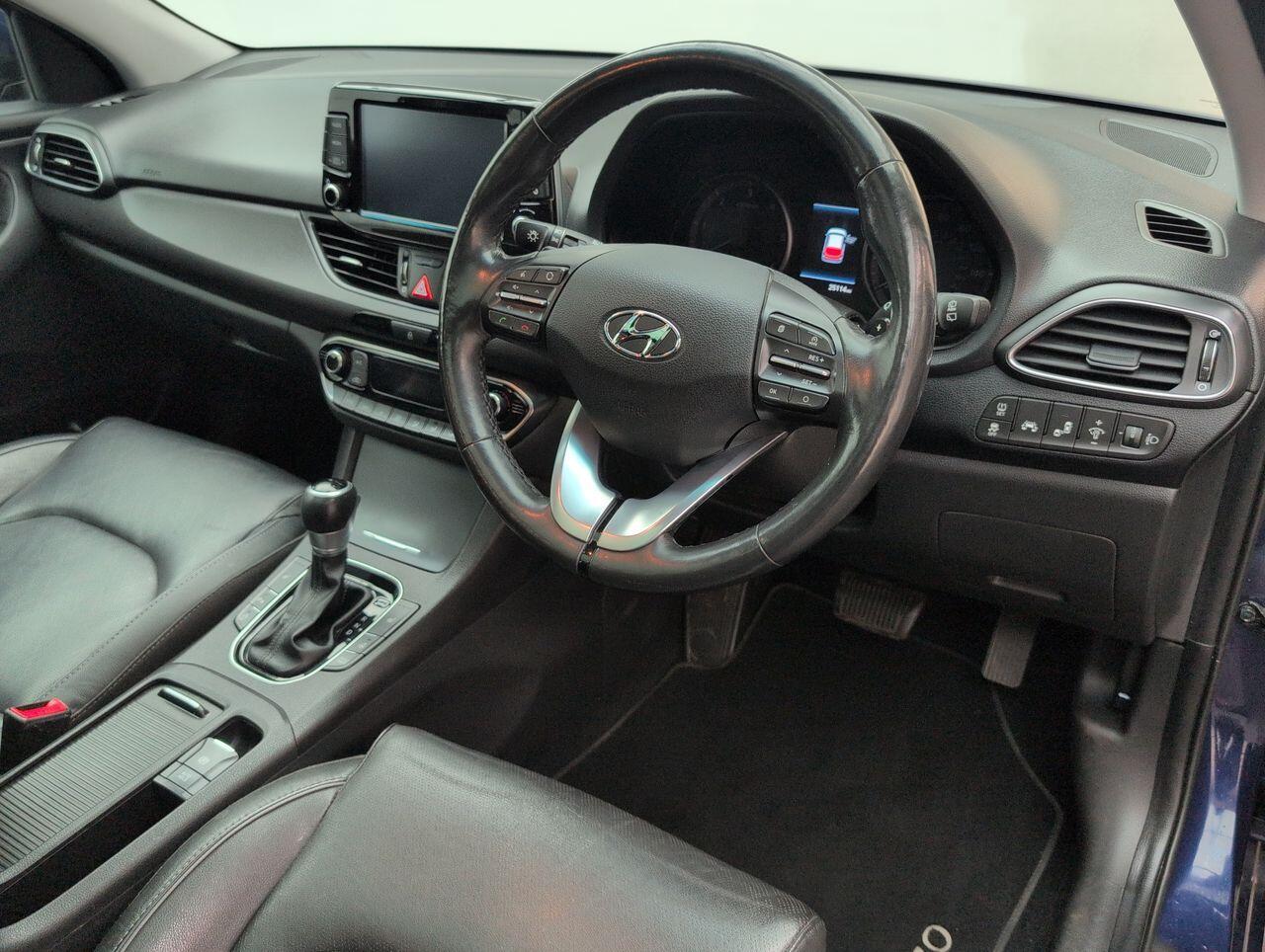 Used Hyundai i30 2019 for sale - 76538701: Photo 11