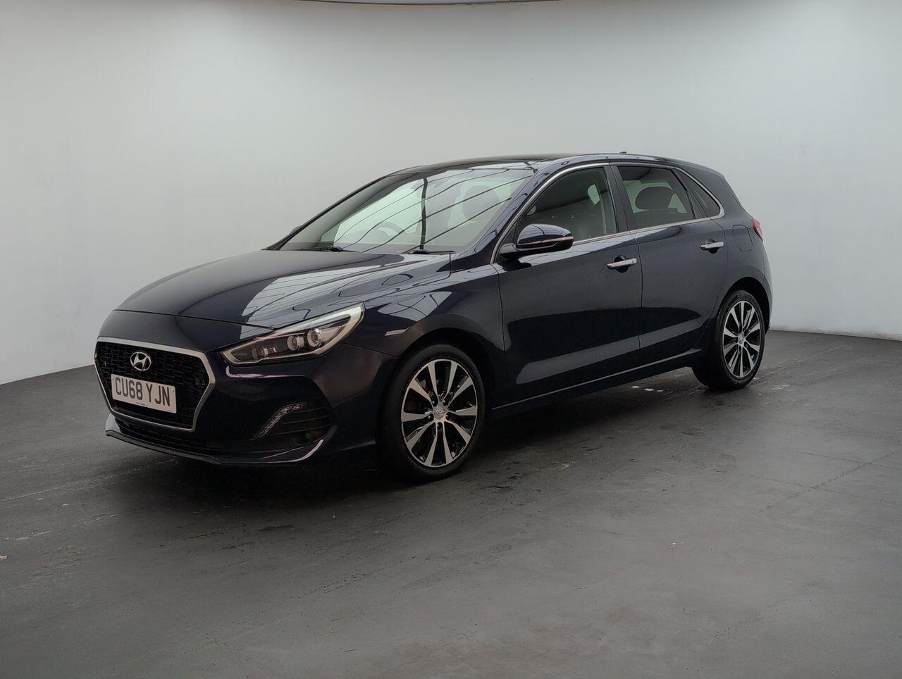 Used Hyundai i30 2019 for sale - 76538701: Photo 4
