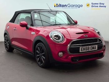 Used MINI Convertible 2018 for sale - 79471245: Photo