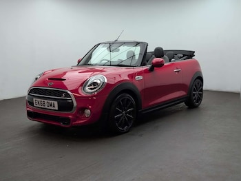 Used MINI Convertible 2018 for sale - 79471245: Photo