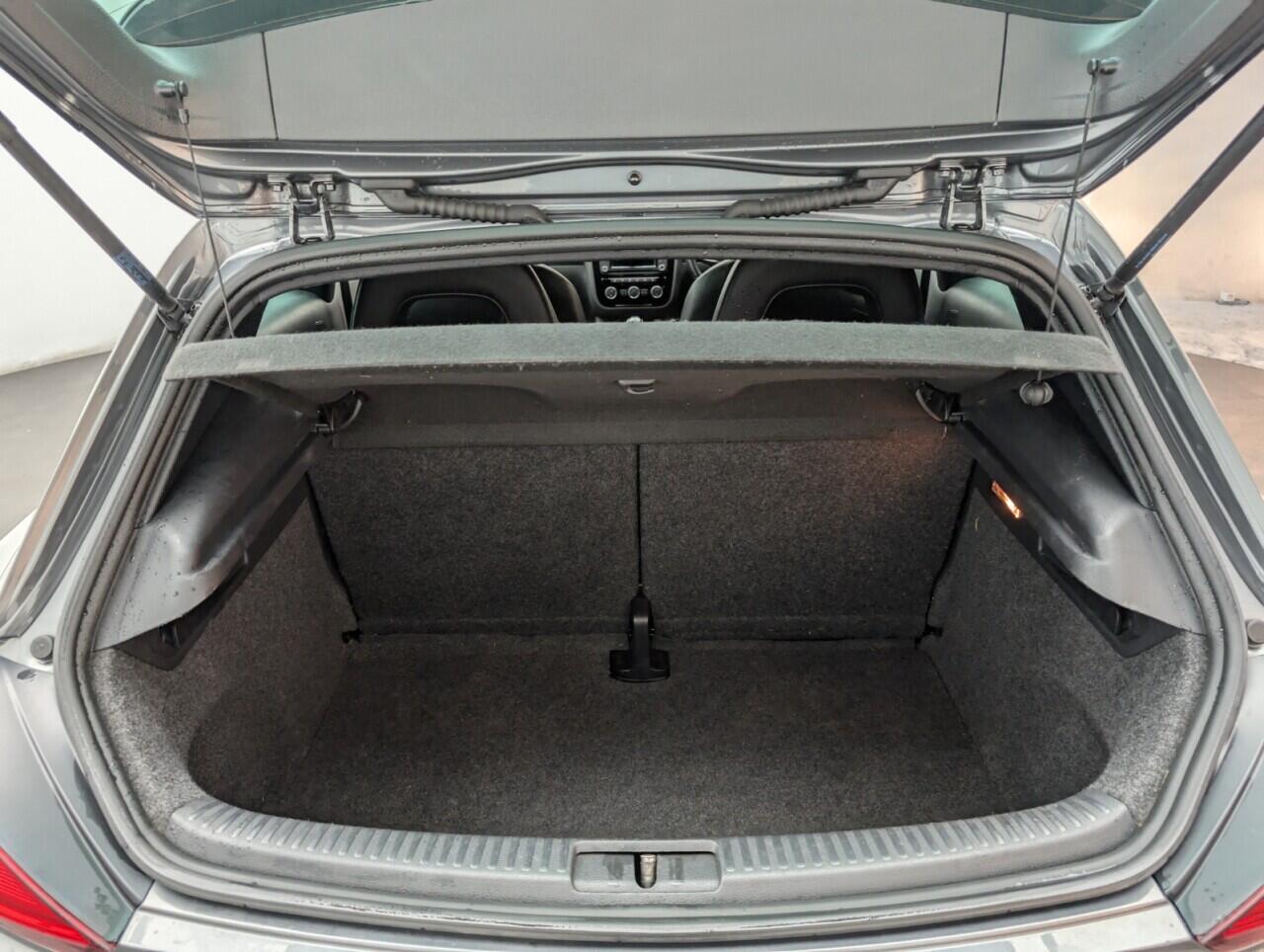 Used Volkswagen Scirocco 2016 for sale - 76424311: Photo 25