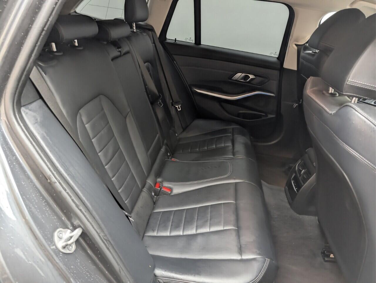 Used BMW 3 Series 2021 for sale - 76802056: Photo 23