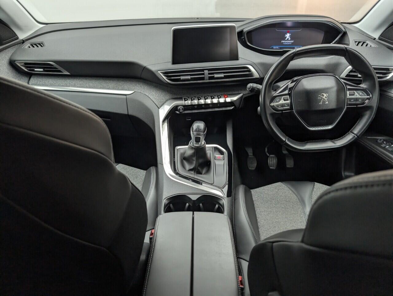 Used Peugeot 3008 2018 for sale - 77074356: Photo 21