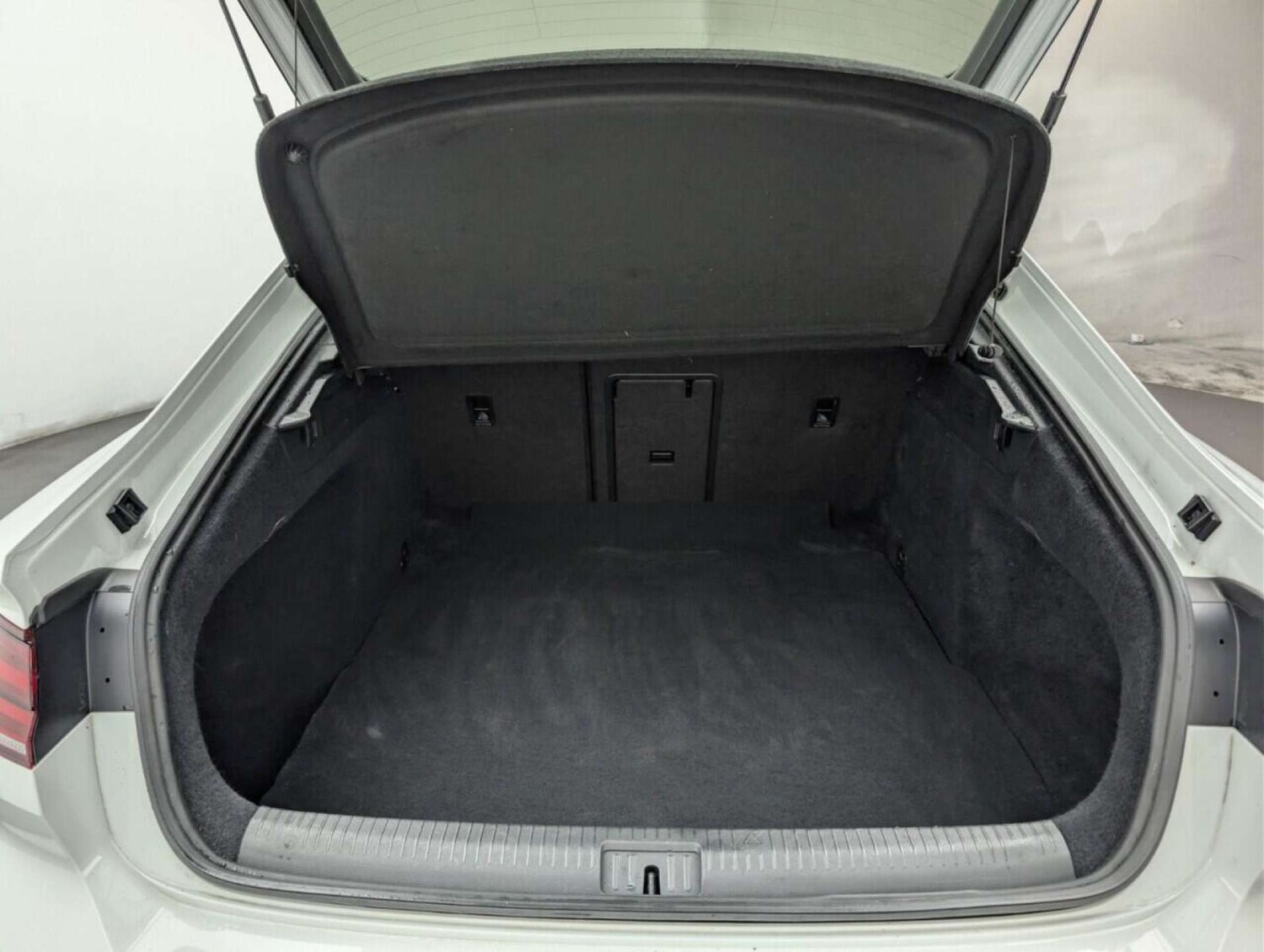 Used Volkswagen Arteon 2020 for sale - 77714163: Photo 24