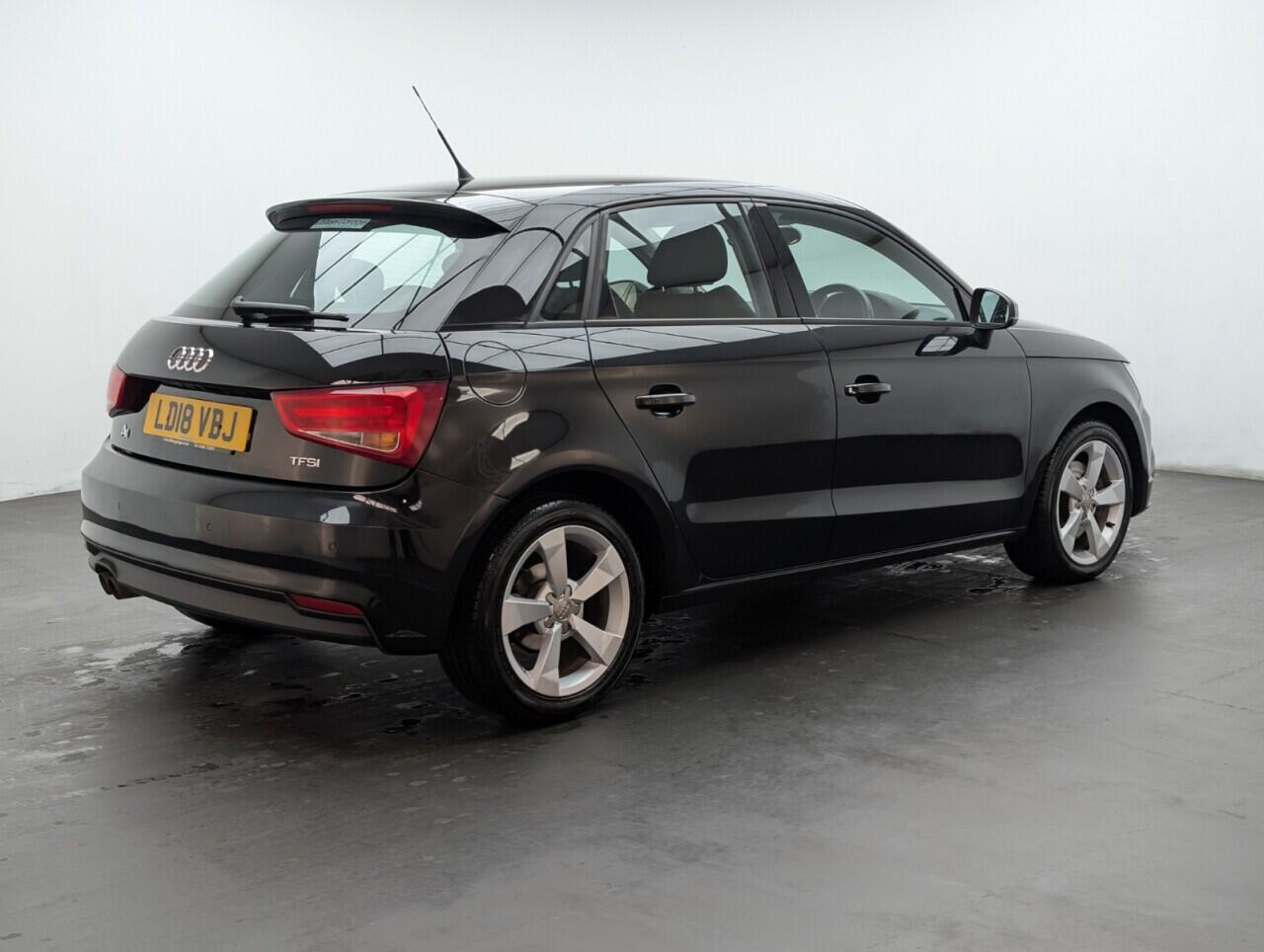 Used Audi A1 2018 for sale - 76425466: Photo 8