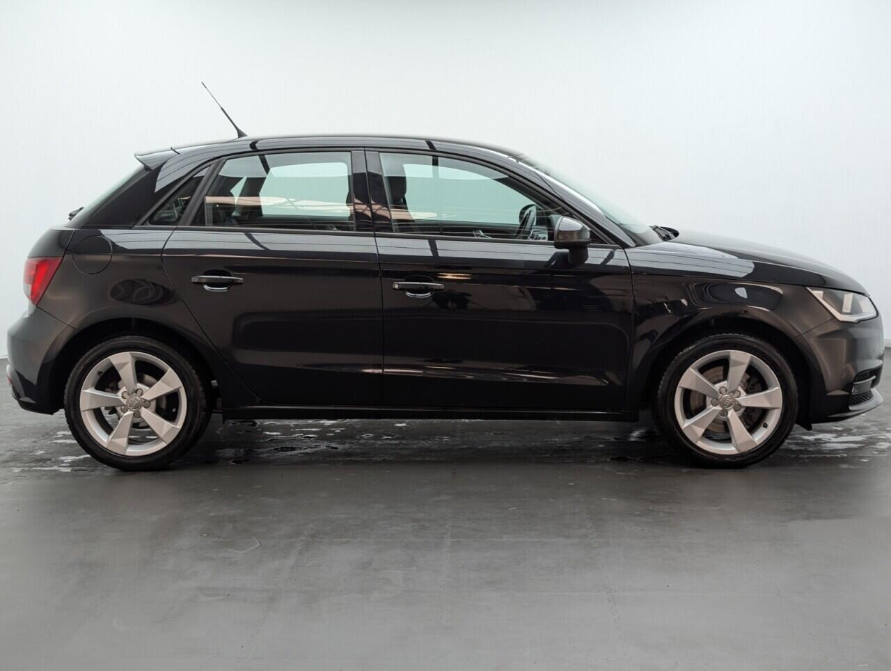 Used Audi A1 2018 for sale - 76425466: Photo 9