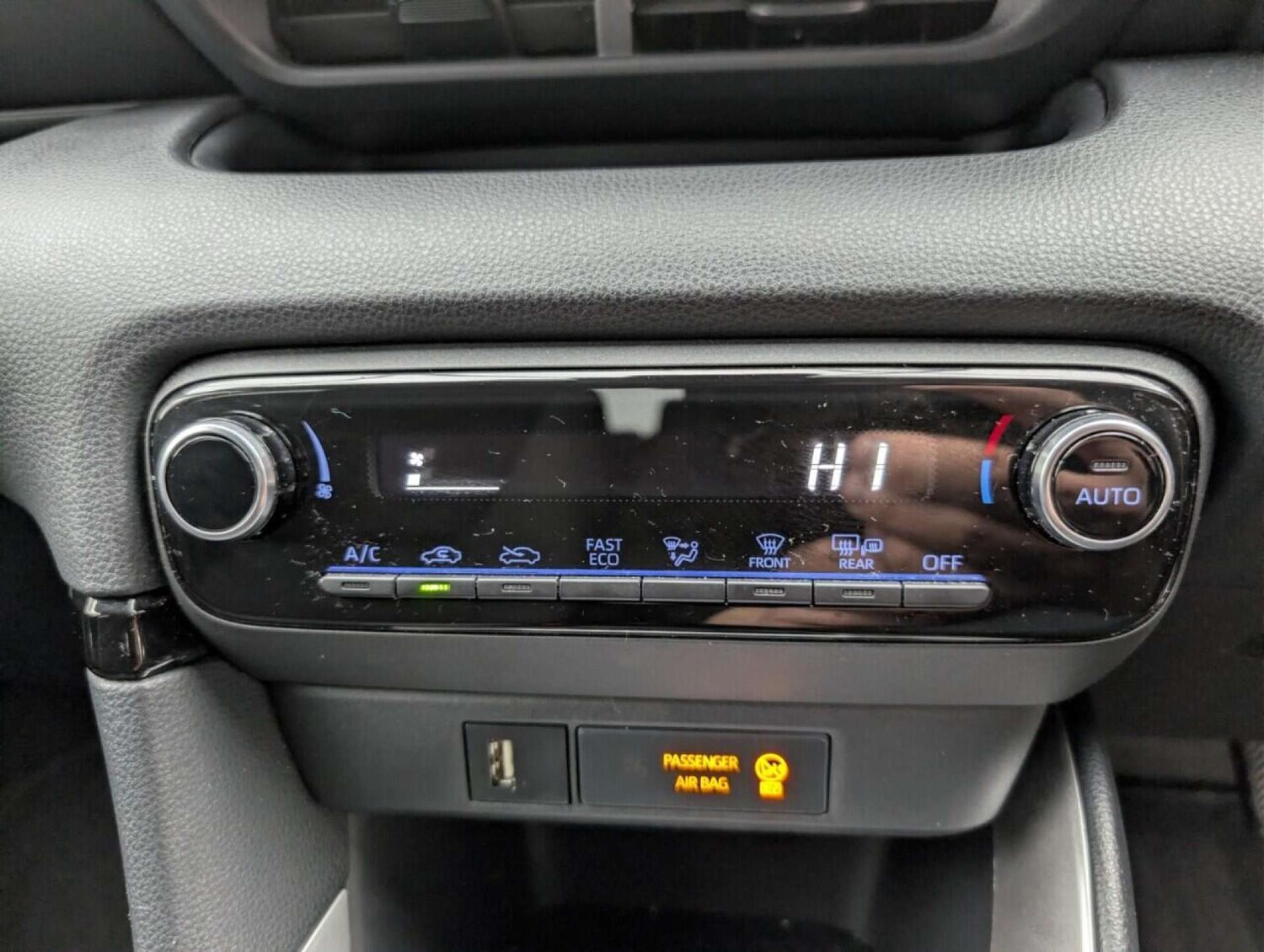 Used Toyota Yaris 2022 for sale - 77713707: Photo 16