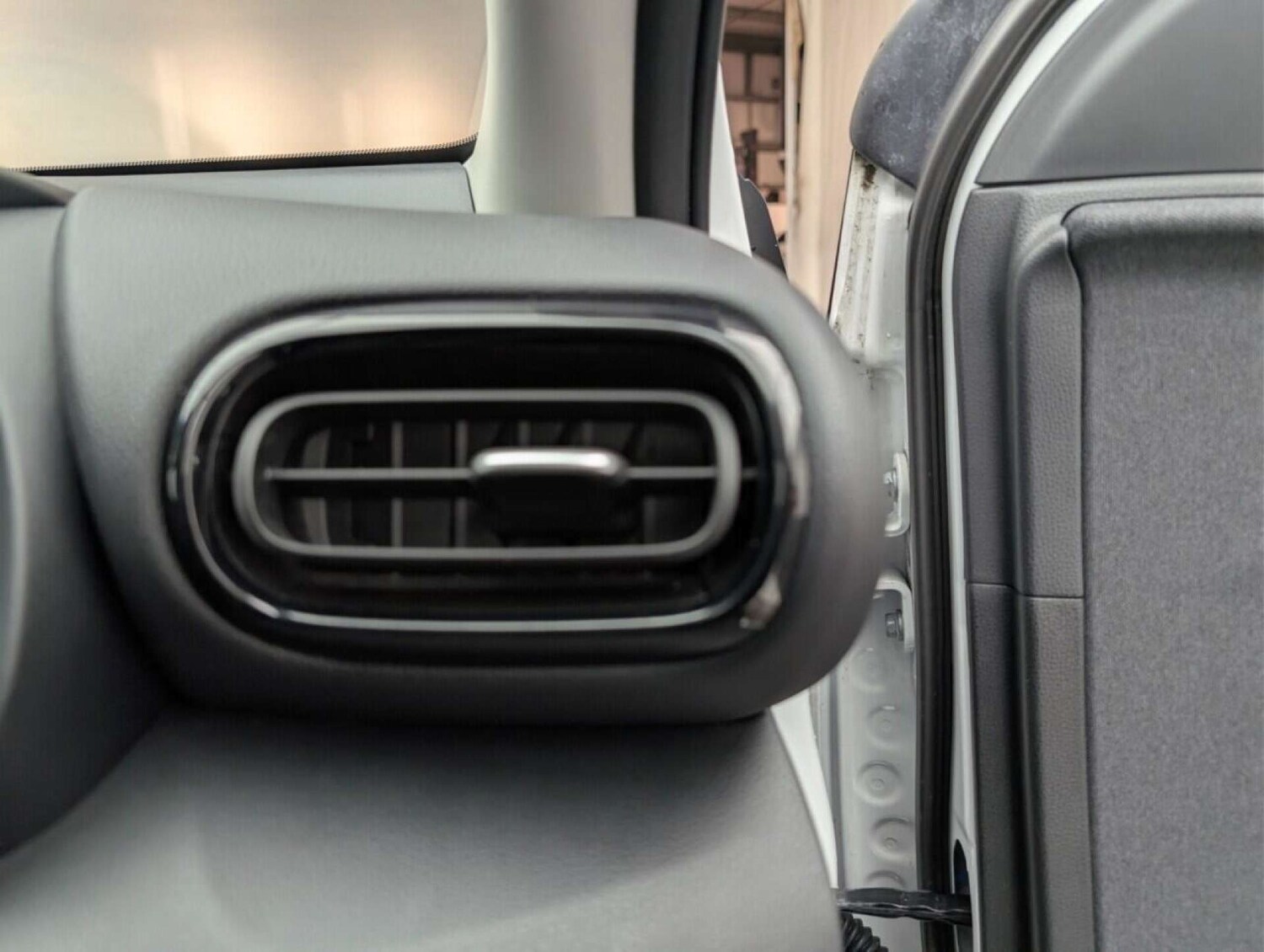 Used Toyota Yaris 2022 for sale - 77713707: Photo 21