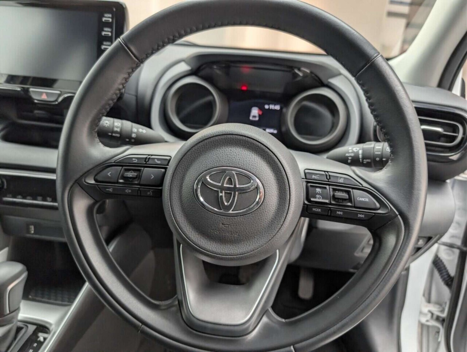 Used Toyota Yaris 2022 for sale - 77713707: Photo 23