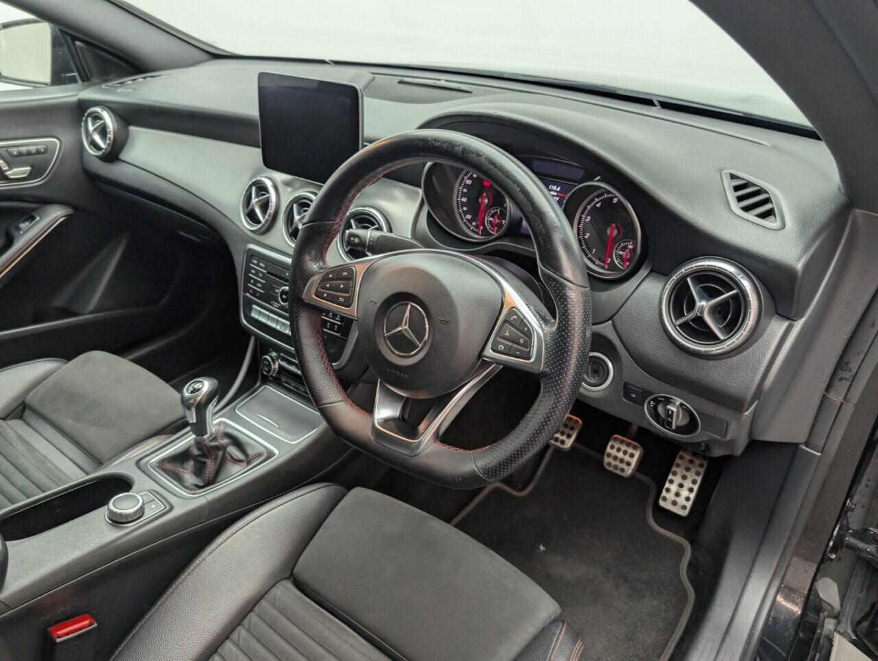 Used Mercedes-Benz CLA 2019 for sale - 76422999: Photo 29