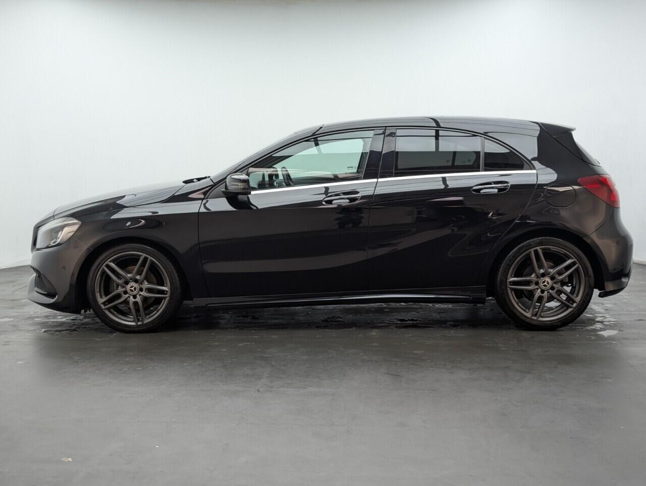 Used Mercedes-Benz A-Class 2018 for sale - 76425553: Photo 5