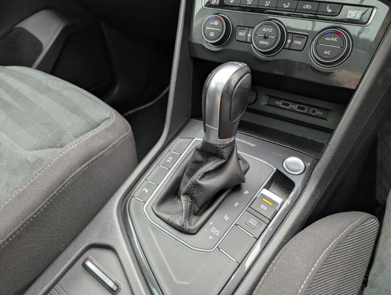 Used Volkswagen Tiguan 2019 for sale - 77143117: Photo 17