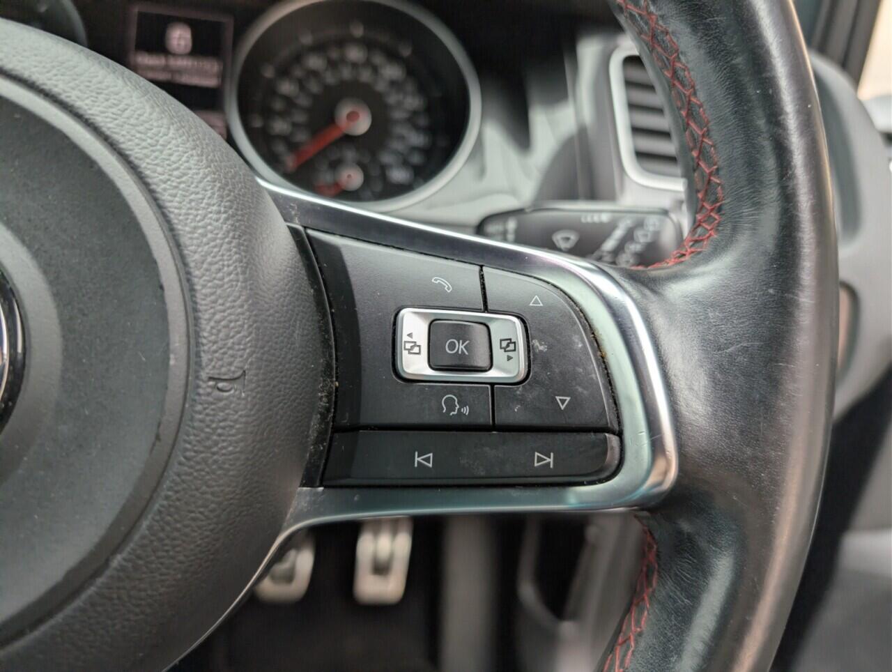 Used Volkswagen Golf 2016 for sale - 76549912: Photo 19