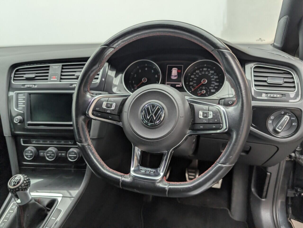 Used Volkswagen Golf 2016 for sale - 76549912: Photo 22