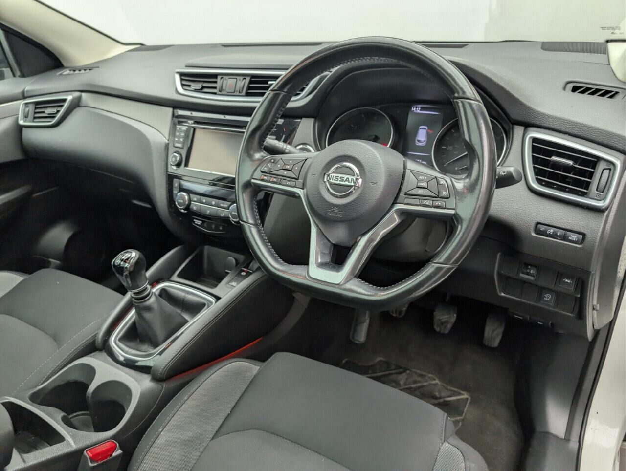 Used Nissan Qashqai 2017 for sale - 77646821: Photo 11