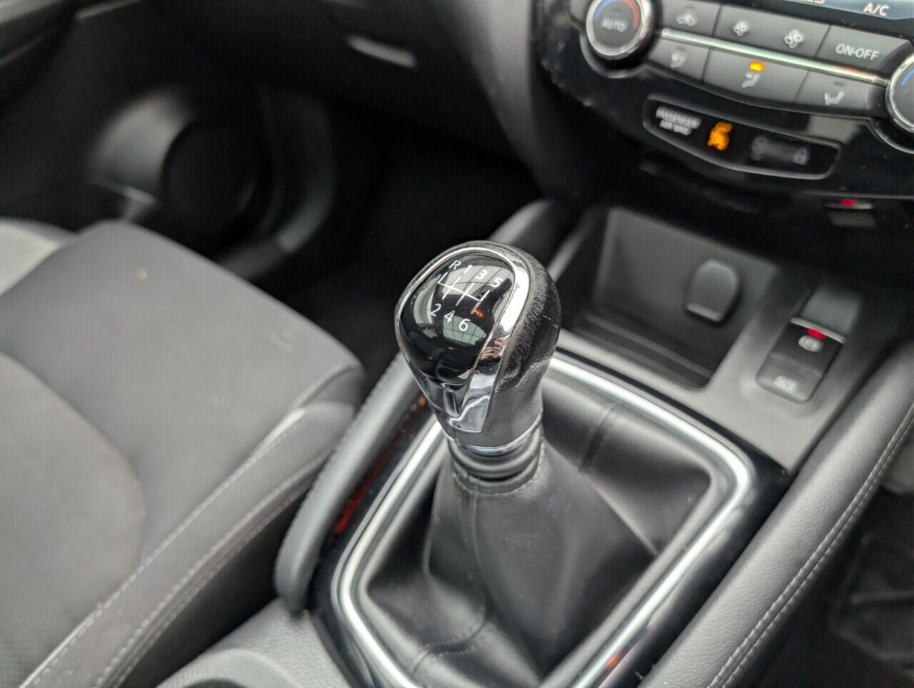 Used Nissan Qashqai 2017 for sale - 77646821: Photo 16