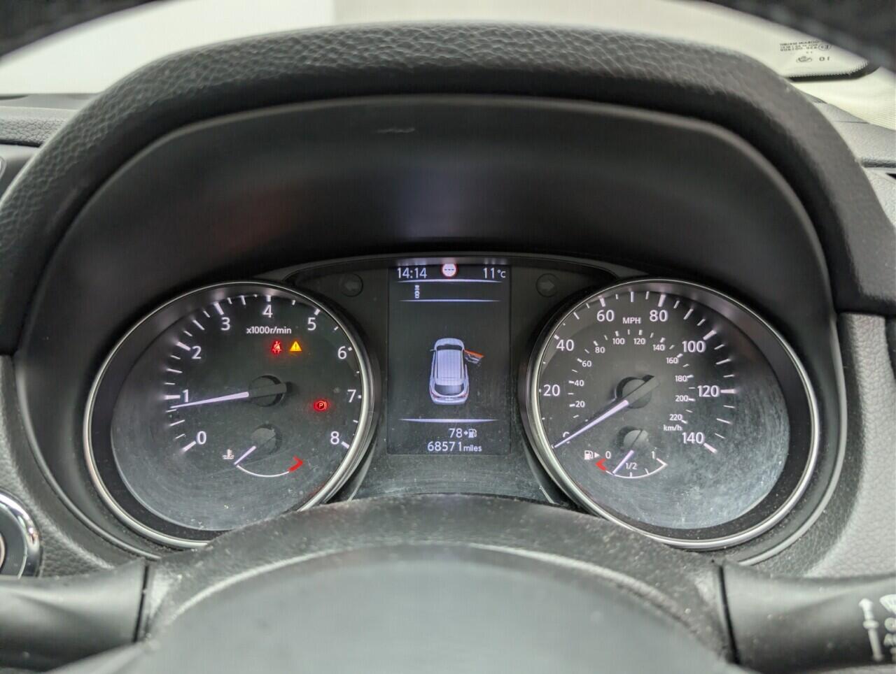 Used Nissan Qashqai 2017 for sale - 77646821: Photo 17