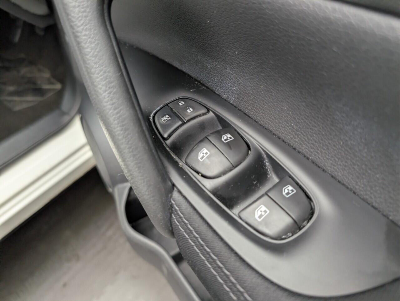 Used Nissan Qashqai 2017 for sale - 77646821: Photo 19