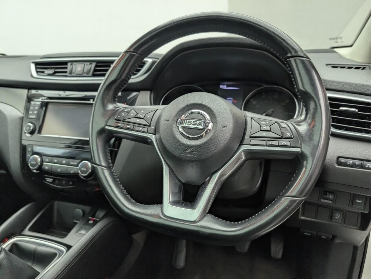 Used Nissan Qashqai 2017 for sale - 77646821: Photo 20