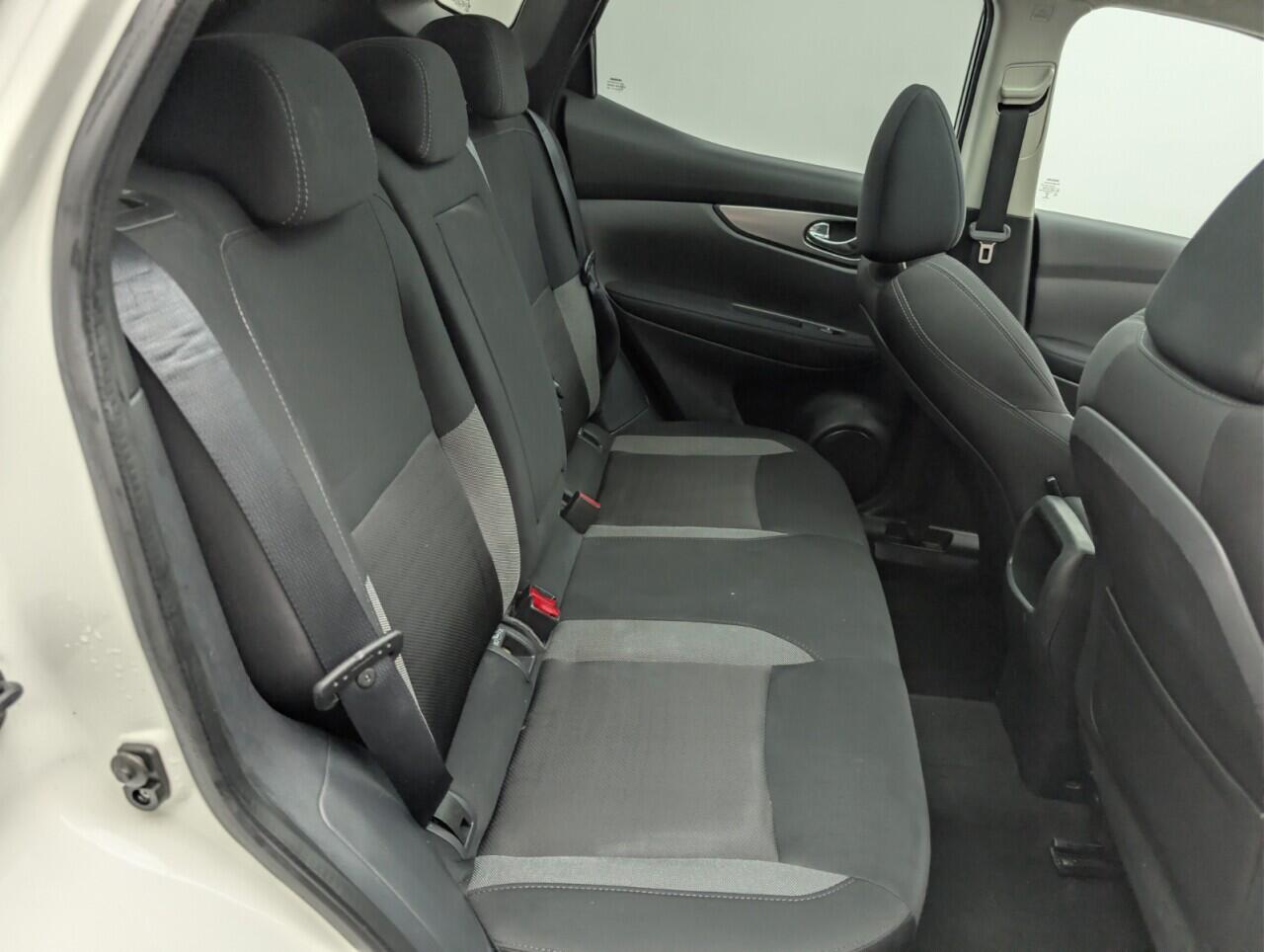 Used Nissan Qashqai 2017 for sale - 77646821: Photo 23