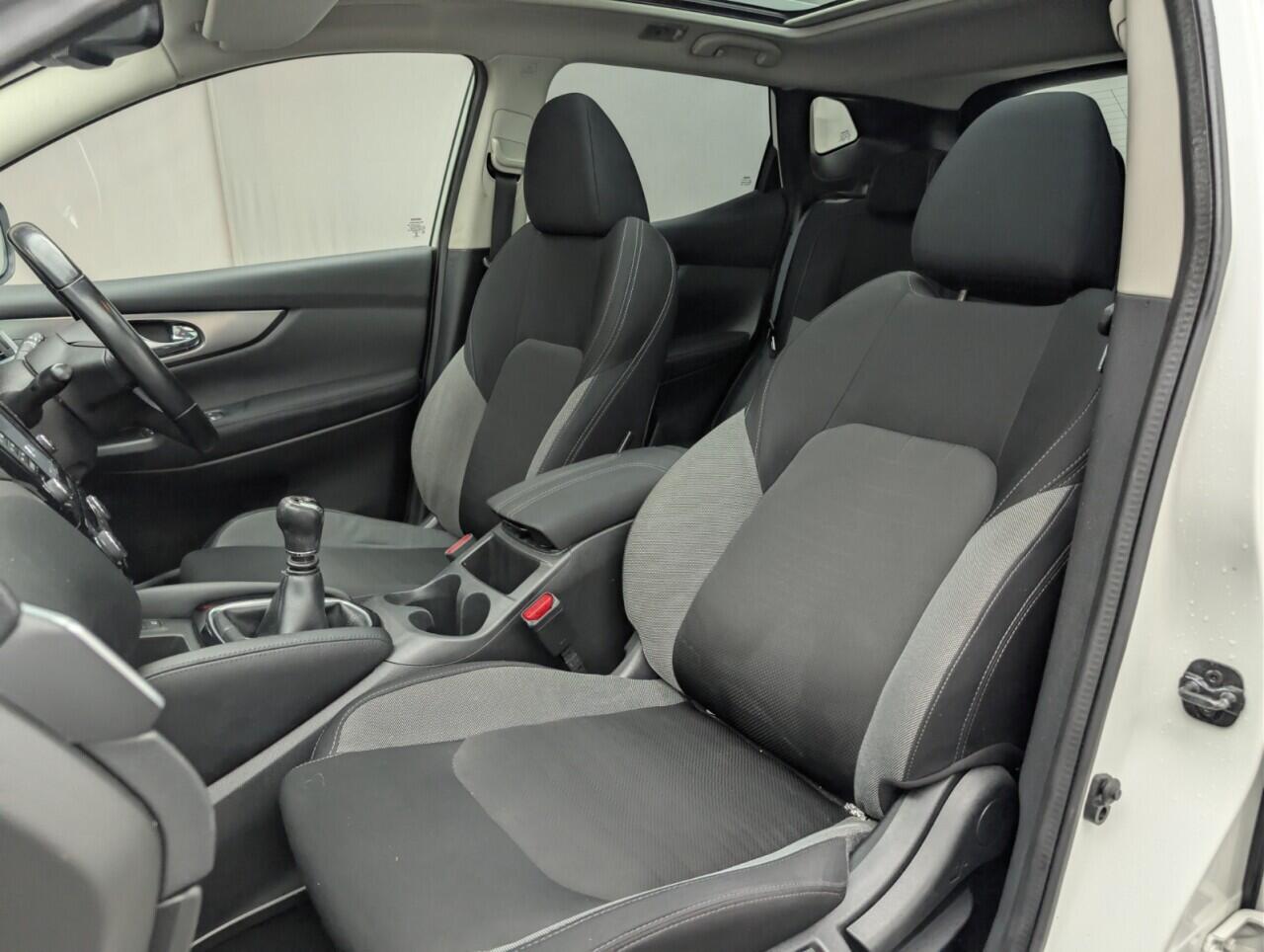 Used Nissan Qashqai 2017 for sale - 77646821: Photo 26