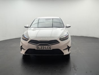 Used Kia Ceed 2023 for sale - 76423205: Photo